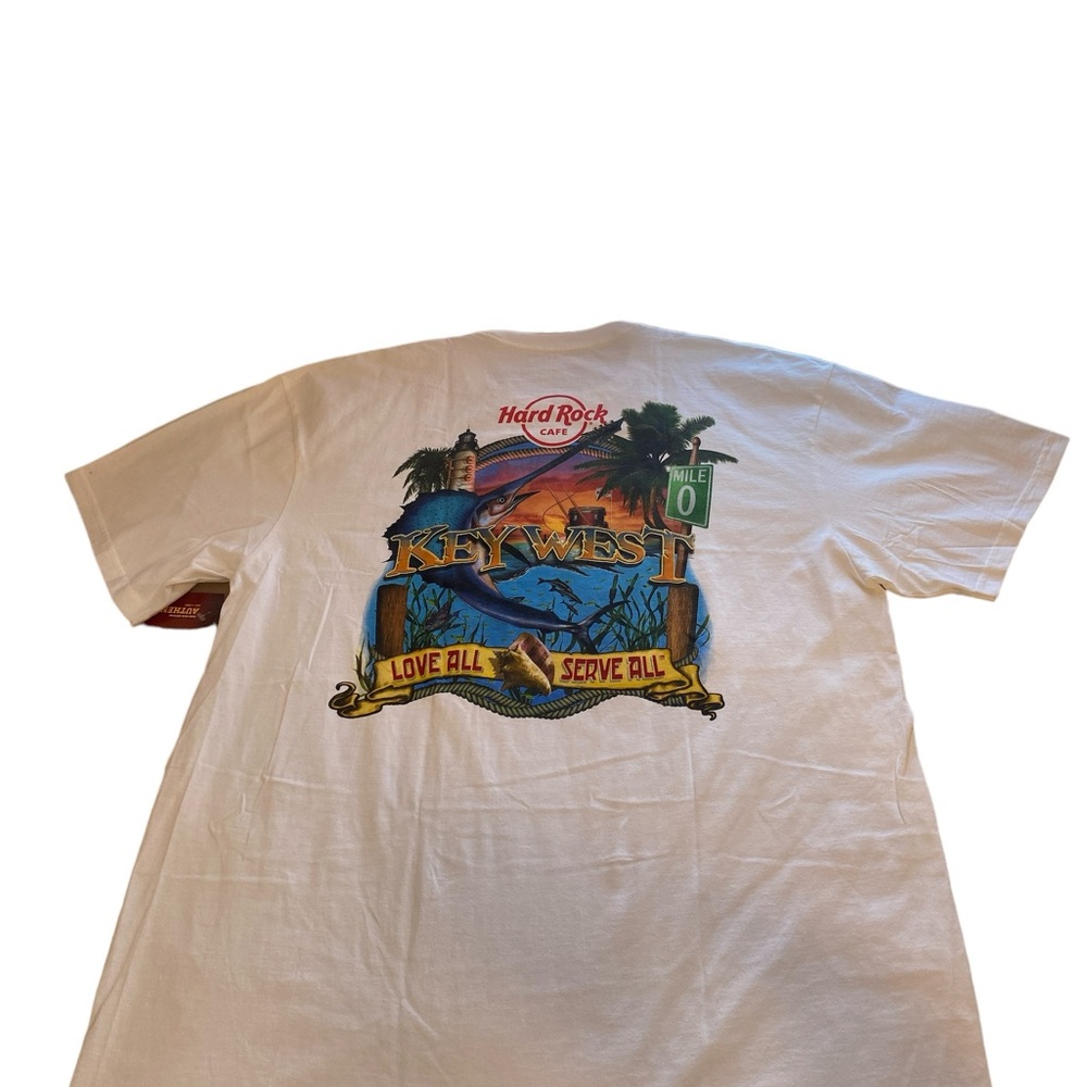 Hard Rock Cafe White Short Sleeve Tee with Vibrant Beach Graphic